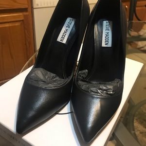 Steven Madden pumps